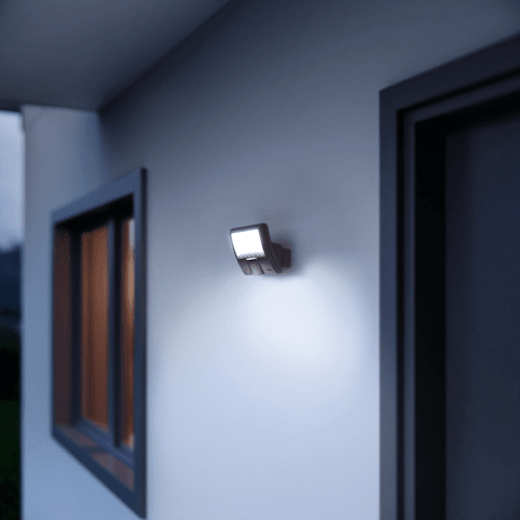 Steinel XLED Curved S Sensor Light – Stylish Outdoor Security Light with 10.5W LED and 8m Motion Detection Range